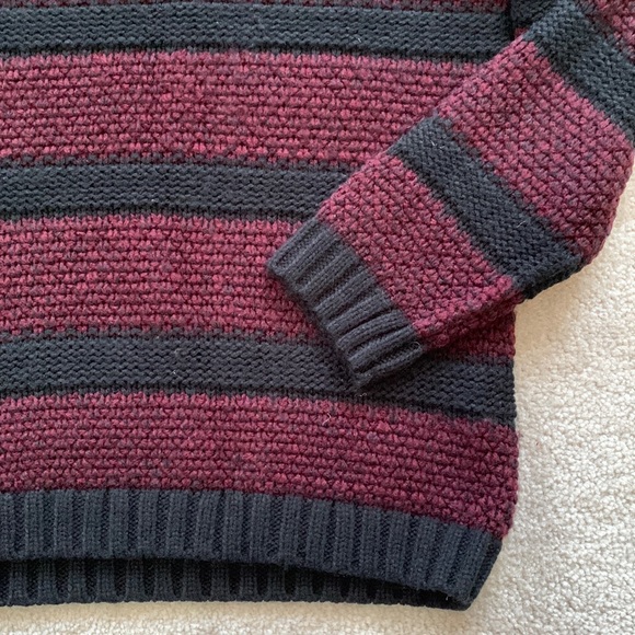 GUESS boy sweater - 2 sizes - Picture 13 of 14